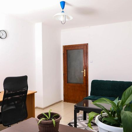 Krichim Apartments,Three-Bedroom, Large Apartment, Top Center Sofia Buitenkant foto